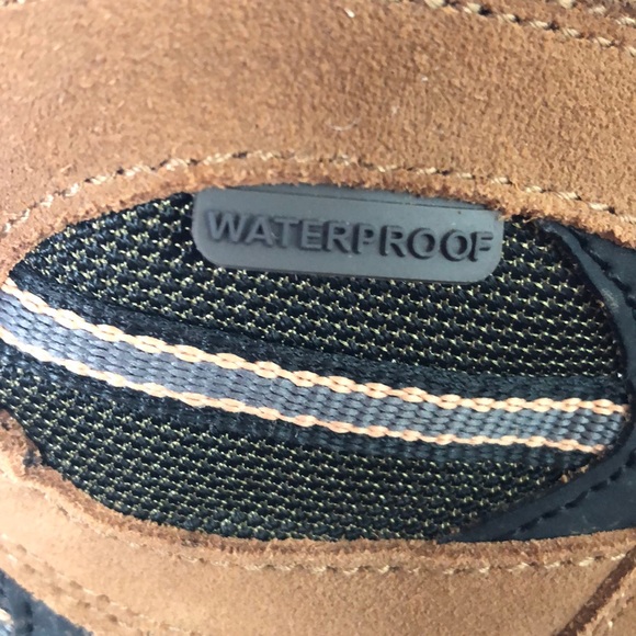M-12 Hi-Tec hiking boots ?